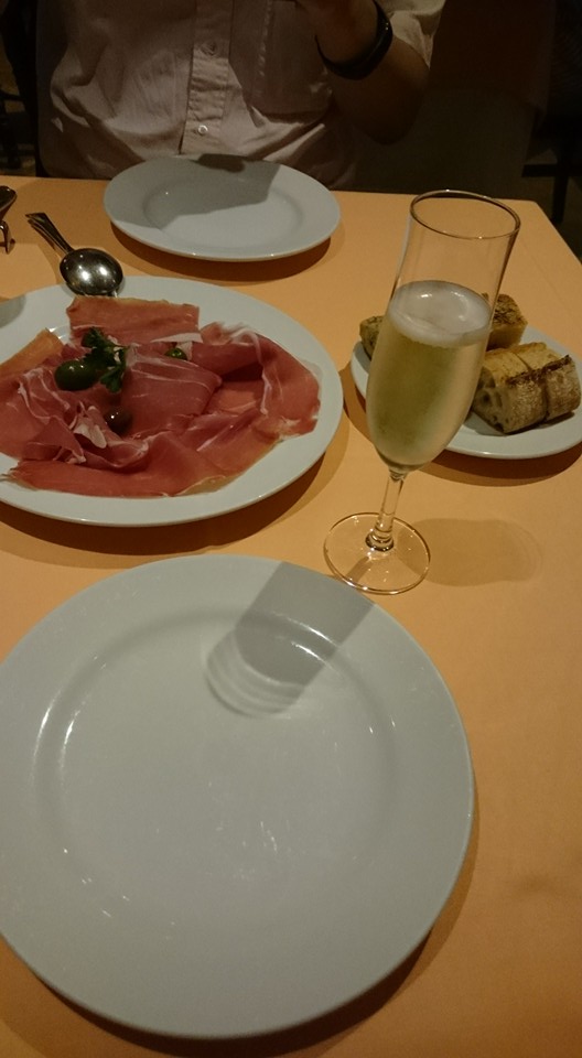dinner2.jpg